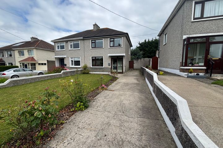 65 Shanganagh Grove, Shankill, Dublin 18, D18XE43