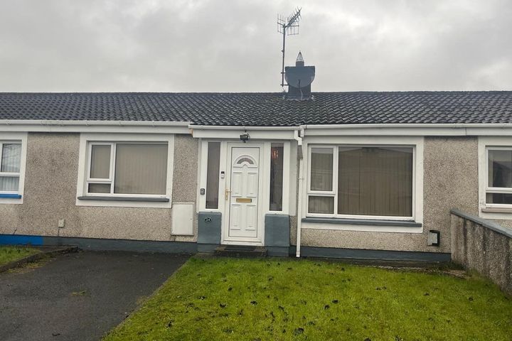 24 Meadowbank Park, Letterkenny, Letterkenny, Co. Donegal, F92CXK6
