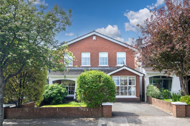30 Pine Court, Newtownpark Ave, Blackrock, Dublin