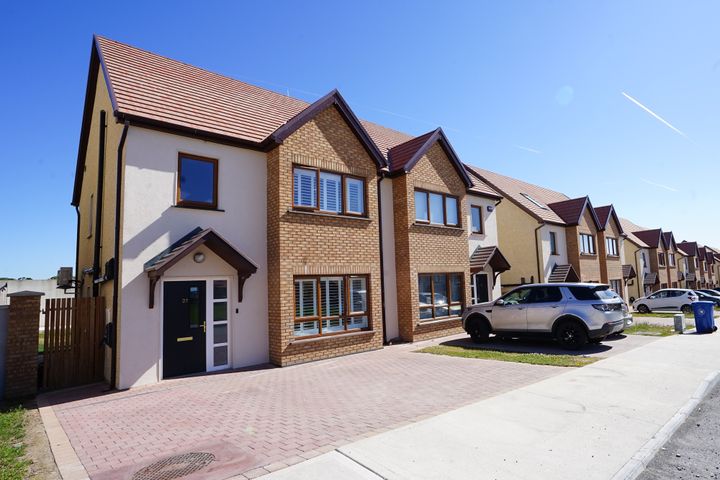 27 Garraí Broc, Crooke, Passage East, Co. Waterford, X91X6FH