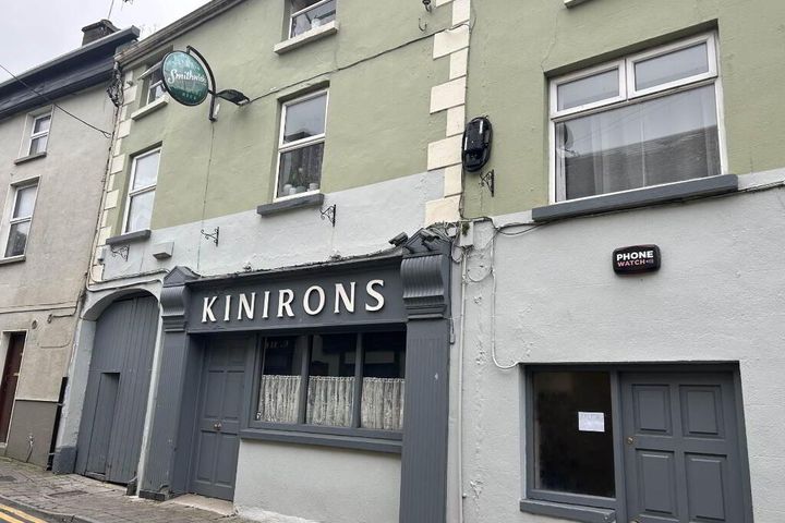 Kiniron`s Lounge And Restaurant, Rosemary Street, Roscrea, Co. Tipperary