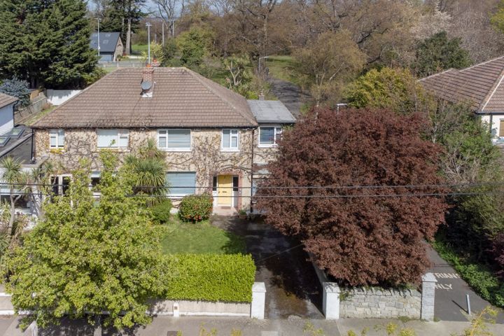 26 Glenabbey Road, Mount Merrion, Co Dublin, Dublin