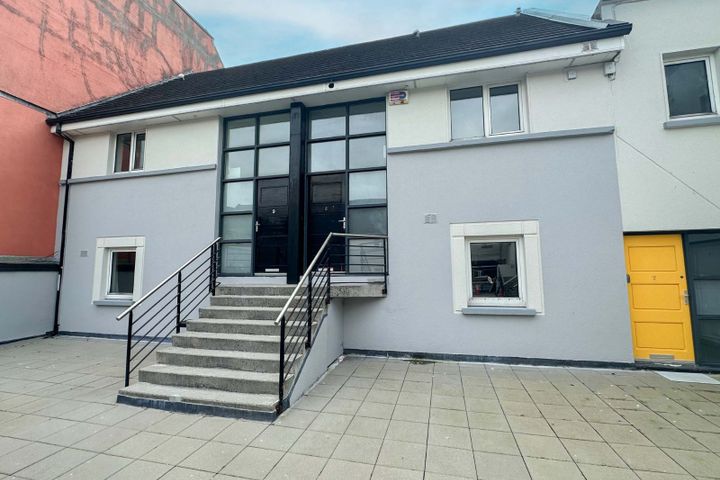 8 Commerce Court, Flood Street, Galway City, H91EA48