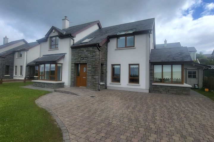 13 Shannon Cove, Dromod, Dromod, Co. Leitrim, N41V297
