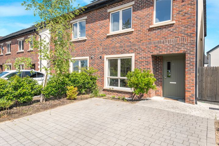 8 Shackleton Heath, Adamstown, Lucan, Co. Dublin, K78A9N2