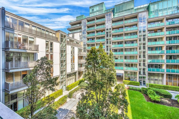 Apartment 34, Cloncurry House, Spencer Dock, IFSC, Dublin 1, D01DT92