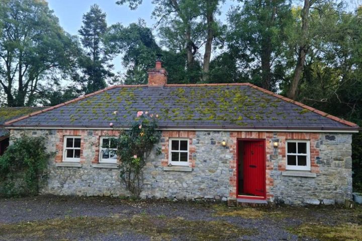 Tara Lodge, Swainstown, Dunsany, Meath