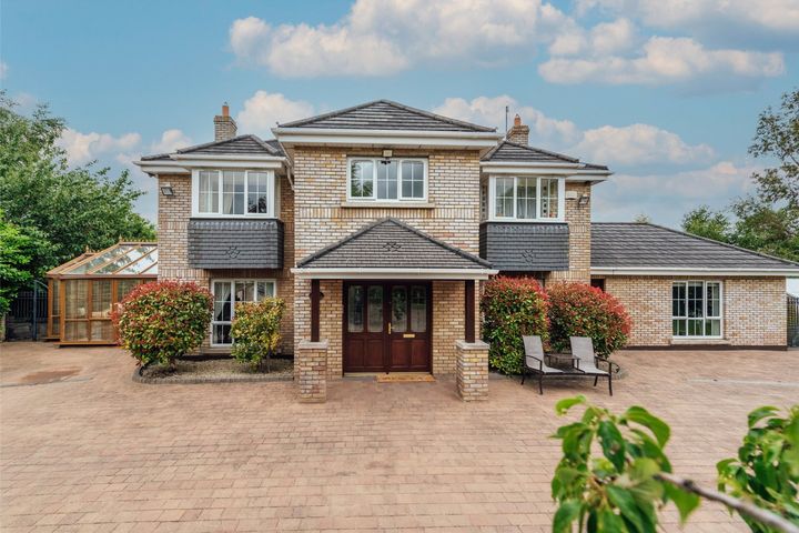 6 St Johns Park South, St Johns Grove, Johnstown Village, Kildare