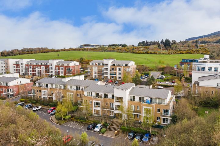 Apartment 68, Rockview, Blackglen Road, Sandyford, Dublin 18, D18R530