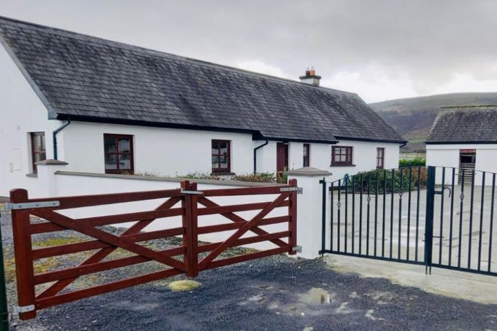 Crough Lower, Ardfinnan, Clonmel, Newcastle, Co. Tipperary