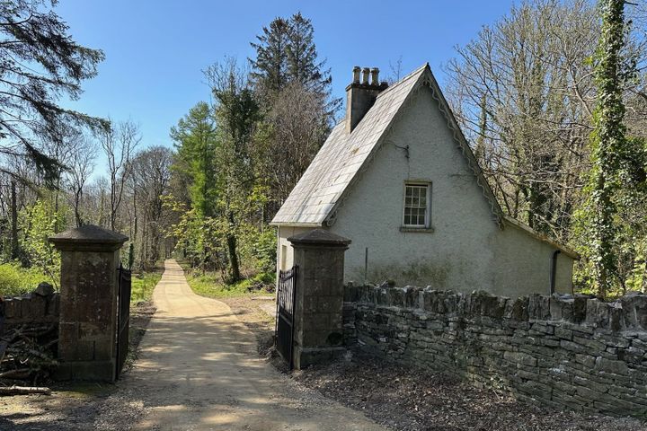 Hall Demesne, Mountcharles, Mountcharles, Co. Donegal, F94E2V3