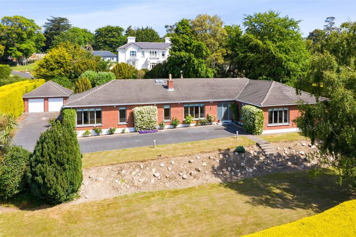 The Laurels, 6 Cenacle Grove, Killiney Hill Rd, Dublin