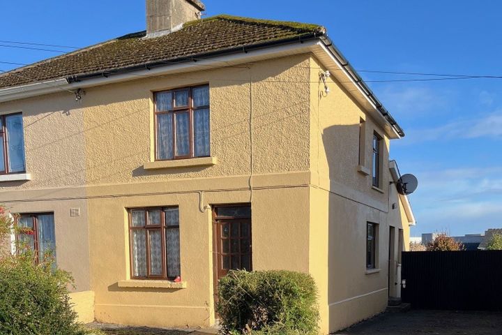 29 Henry Street, Roscommon Town, Co. Roscommon, F42VW08