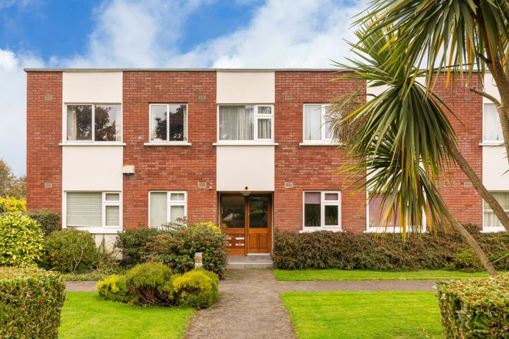 Apt. 4, Roebuck Lawn, Beechmount Drive, Clonskeagh, Dublin 14, D14V7H8