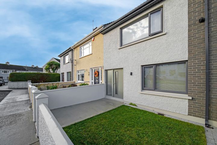 37 McNeely Villas, Letterkenny, Co. Donegal, F92C1HF