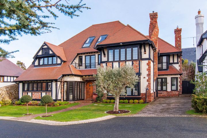 Willow Brook, 2 Saval Park Saval Park Rd, Dalkey, Dublin