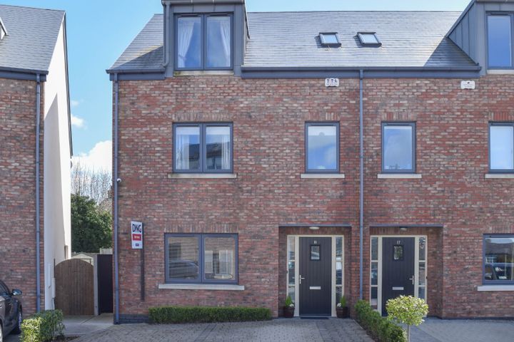 16 Killart, Clonkeen Road, Cabinteely, Dublin 18, Dublin
