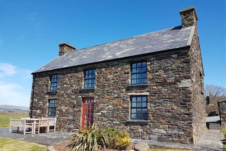 No 2 Cashelfean, Durrus, Co. Cork