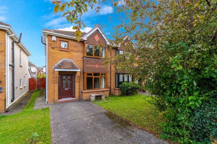 8 Glenbourne Road, Leopardstown Valley, Leopardstown, Dublin 18, D18A2H0