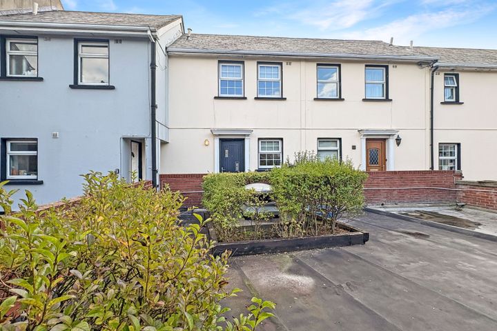  Townhouse 2 Olde Malte Arcade, High Street, Galway City Centre, H91K0N4