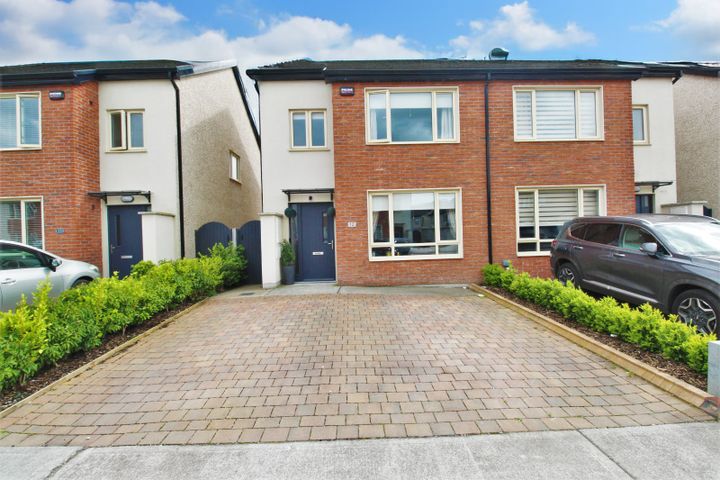 12 Park Crescent,, Hansfield Wood,, Clonsilla,, Dublin 15, D15X02V