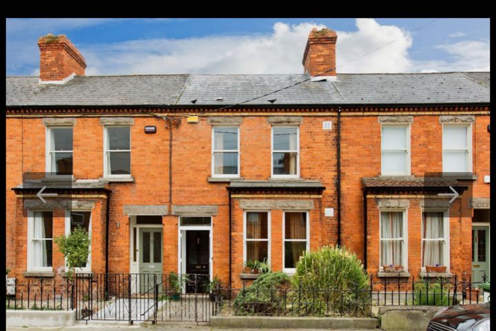 Brookfield Rd, Dublin 8