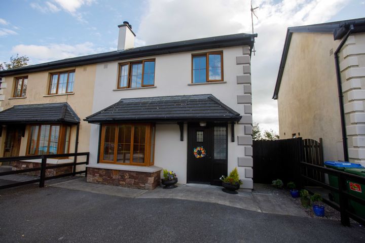 8 Tochar View, Causeway, Co. Kerry, V92T2H2