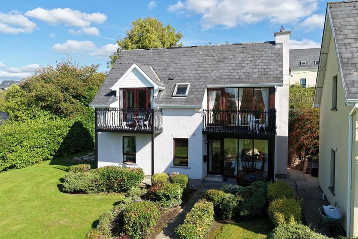 16 The Waterfront, Dromod, Carrick-on-Shannon, Co. Leitrim, N41F752