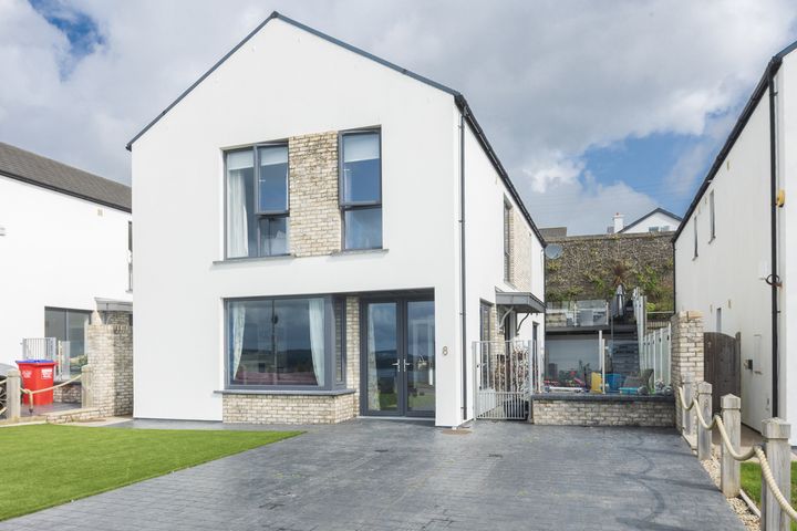 8 Dun Farraige, Carrignafoy, Cobh, Co. Cork, P24T281