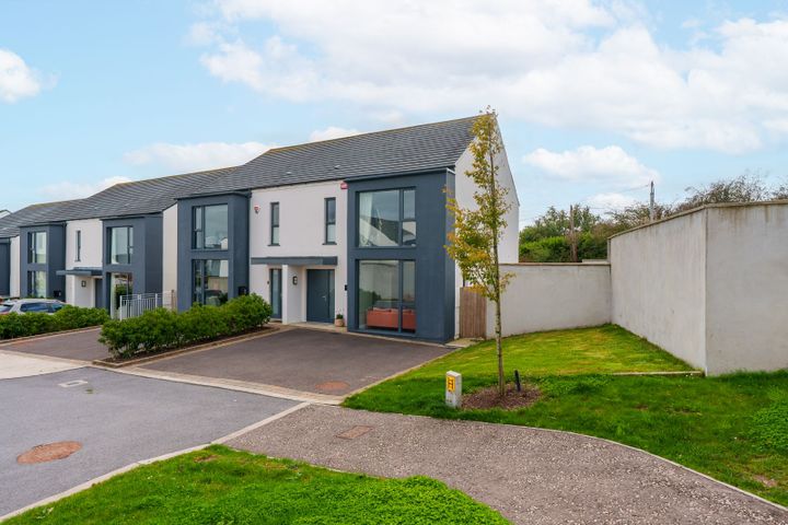 14 The Drive, Richmond Rise, Sallybrook, Glanmire, Co. Cork, T45K280