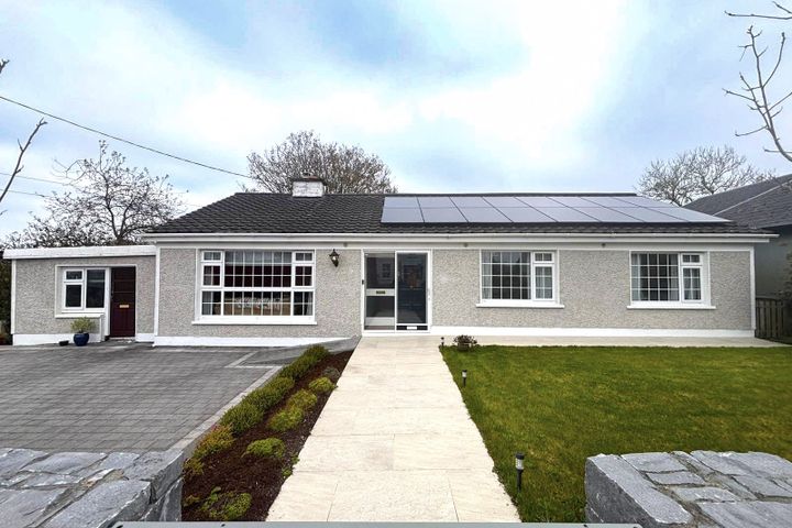 Fuschia Cottage, Castlecreevy, Corrandulla, Co. Galway, H91D39F