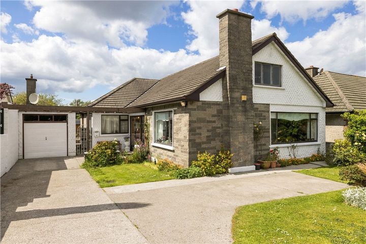 19 Cluny Grove, Killiney, Co Dublin, Dublin