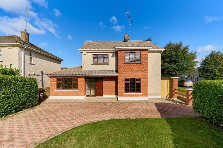 9 Steeple Crescent, Abbey View, C15FX00