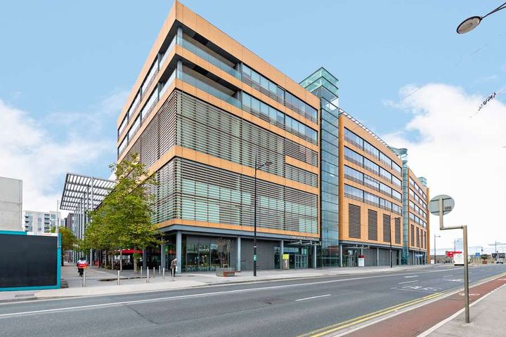 11/12 Point Square, East Wall Road, Point Square, Dublin 1