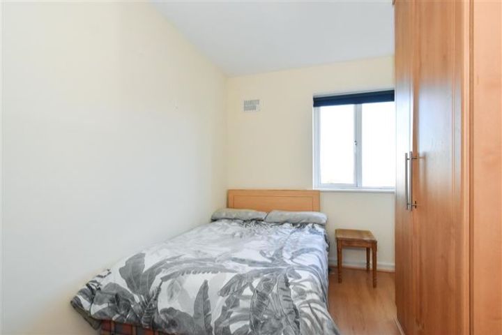 Cuirt Na Rasai, Ballybrit, Co. Galway