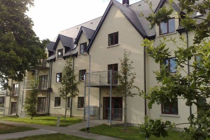 Clarence Gate, Kilkenny Road, Carlow Town, Co. Carlow