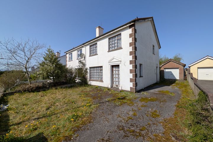 8 Gorse Grove, Foxford, Co Mayo, F26PP82