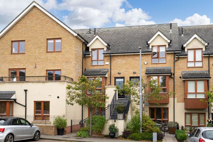 18 Oak Hall, The Hill, Malahide, Co. Dublin, K36R257