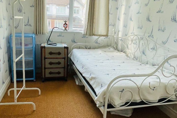 Old Connaught Avenue, Bray