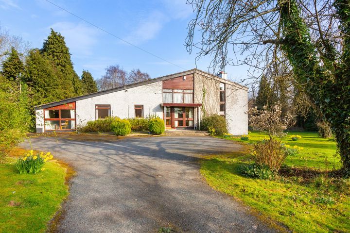 Cova Nua, Rugged Lane, Porterstown Dublin 15, Dublin 15, Dublin