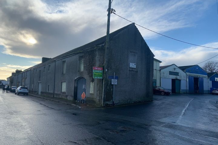 Liam Mellows street, Tuam, Co. Galway, H54FF64