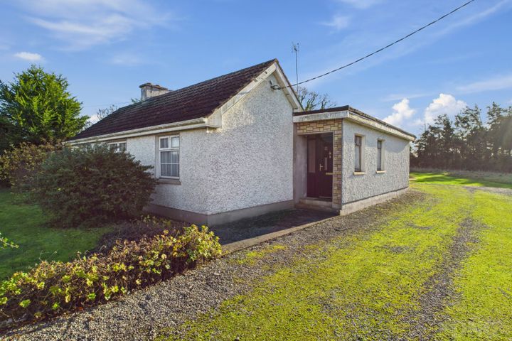 Clonmore, Tullamore, Co. Offaly, R35XE72
