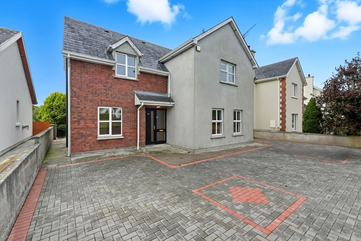21 Ard Clar, Old Ballindine Road, Claremorris, Co Mayo, F12C4V9