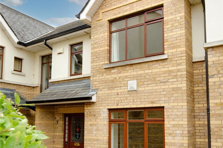 24 Elton Court, Castlepark Road, Sandycove, Dublin