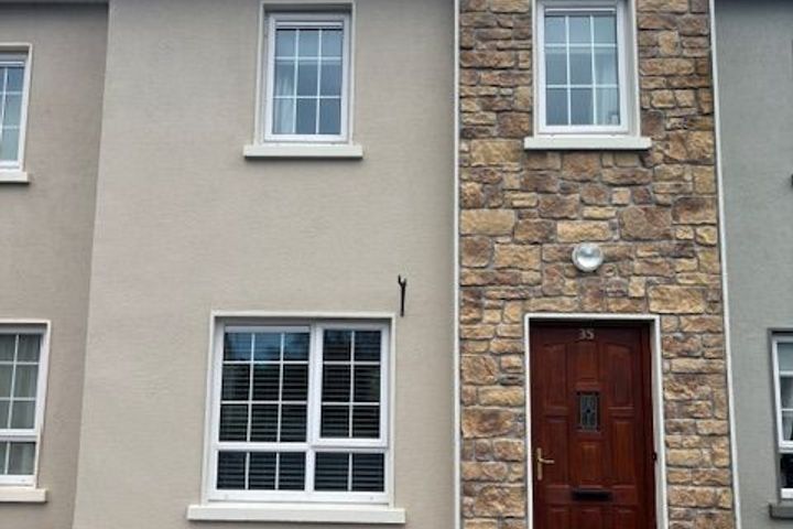 35 Esker Pines, Ballyhaunis, Ballyhaunis, Co. Mayo, F35TR58