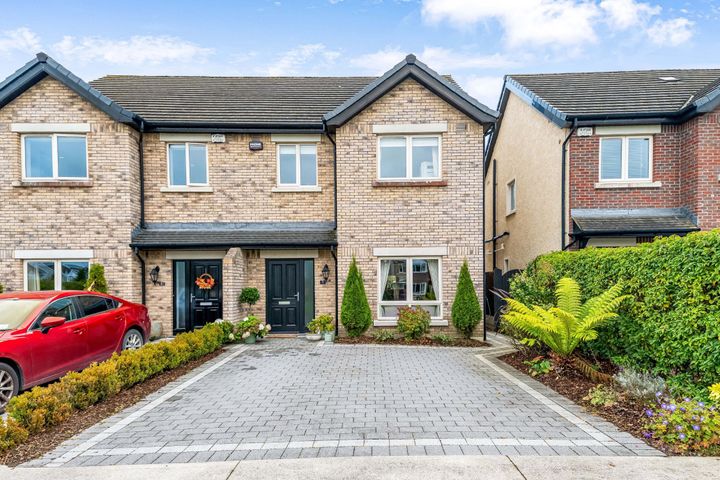 7 Kelletts Grove, Dunshaughlin, Co. Meath, A85F865
