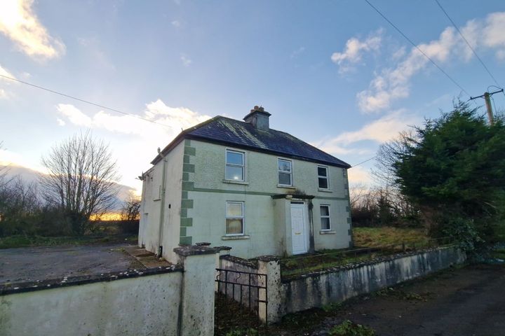Emlagh, Castlerea, Co. Roscommon, F45DP92