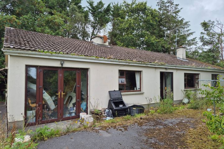 Castlegrove, Kilconly, Tuam, Co. Galway, H54YK33