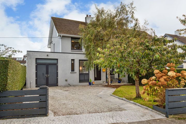 3 South Park Drive, Foxrock, Dublin 18, D18N8C6