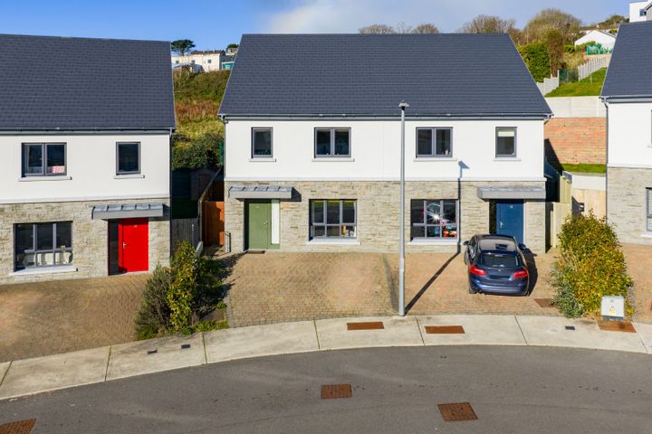 14 Springmount Crescent, Ballinacubby, Kinsale, Co. Cork, P17WD37